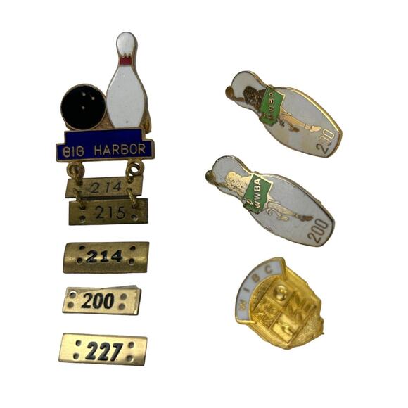 Lot 12 Vintage Bowling Award Lapel Pins WWBA 200, Atomic Vinyard 200, League Hi - Picture 6 of 7